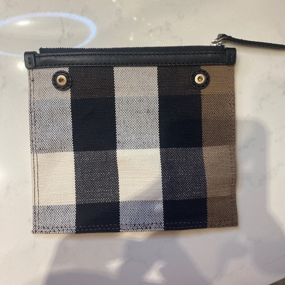 Authentic Burberry canvas pouch - Picture 5 of 6